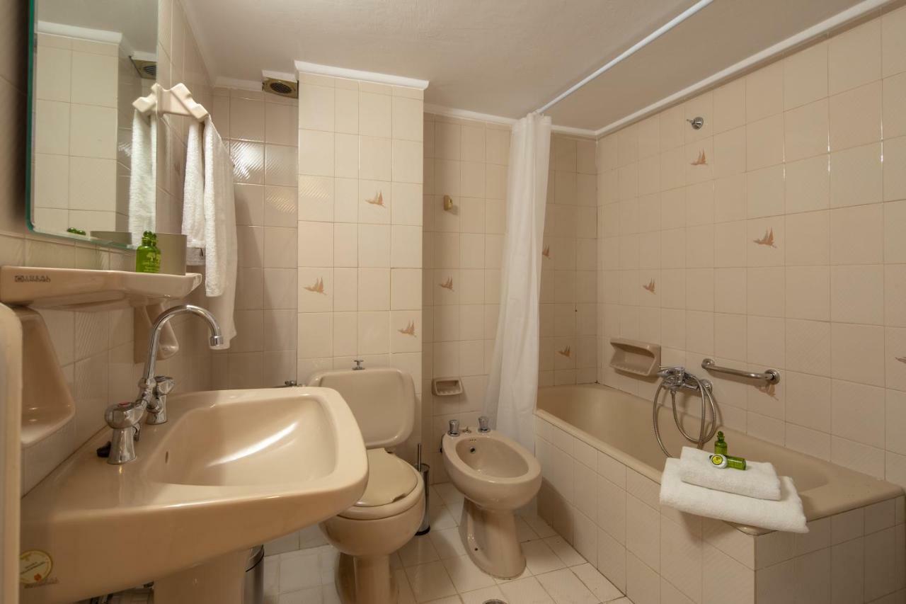 Kleio - Spacious Apartment In Glyfada アテネ エクステリア 写真