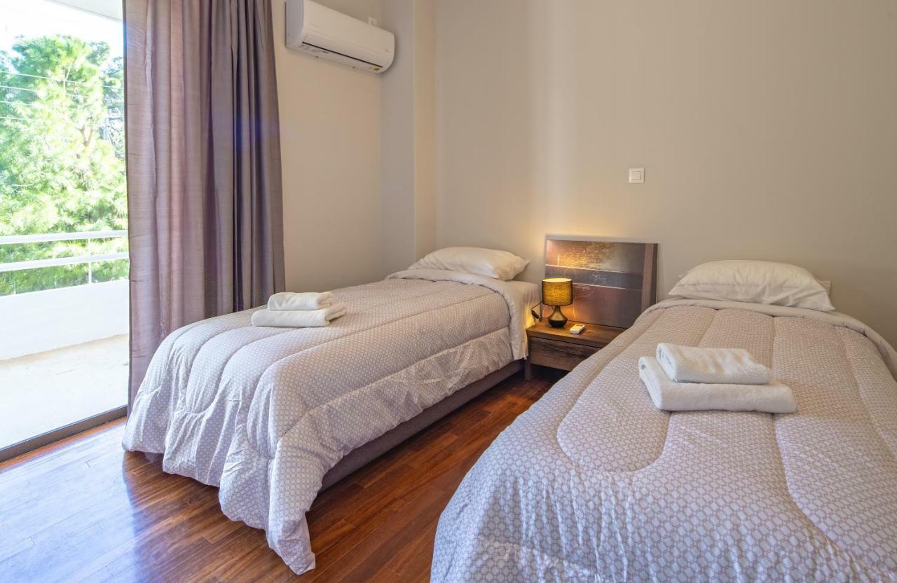 Kleio - Spacious Apartment In Glyfada アテネ エクステリア 写真