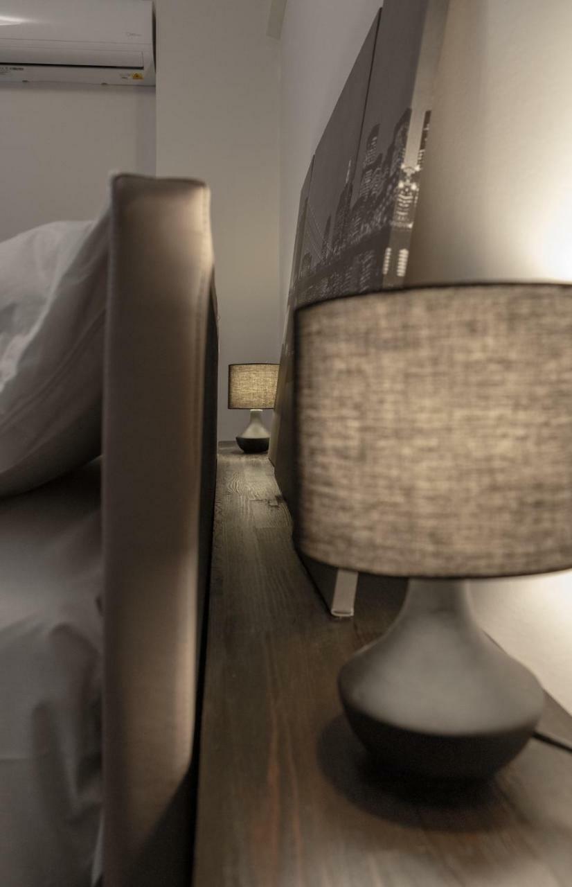 Kleio - Spacious Apartment In Glyfada アテネ エクステリア 写真